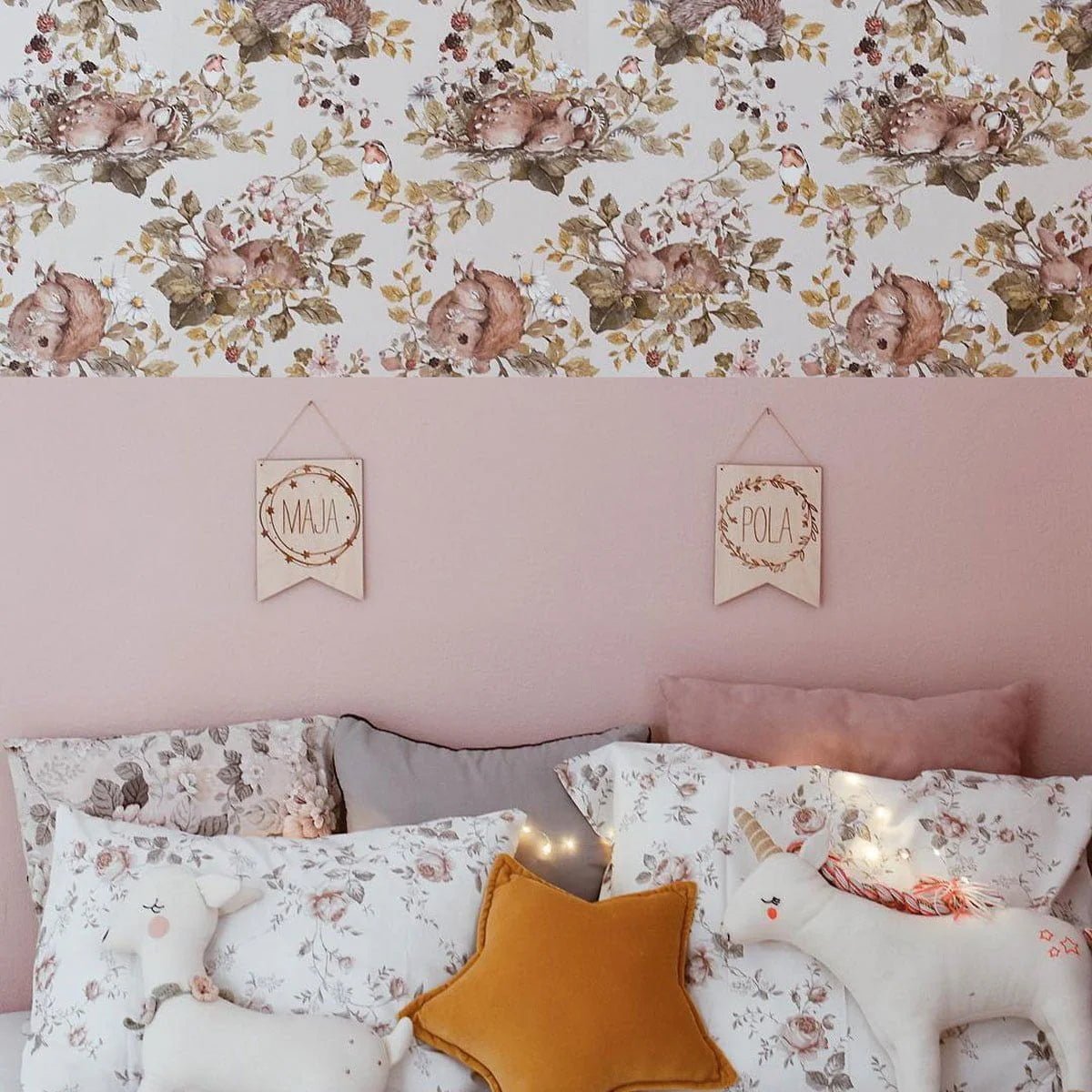 Wallpaper - Little Sleepy Animals Light - Le Petit Marché Home Furniture
