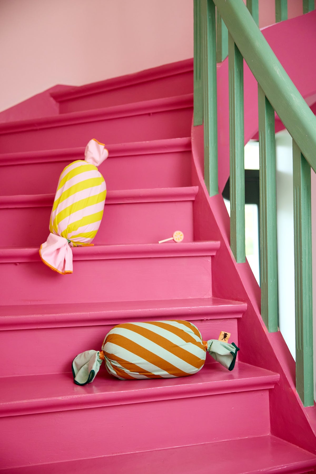Cushion Candy Pink PIPPI - Lifestyle - LPM Home
