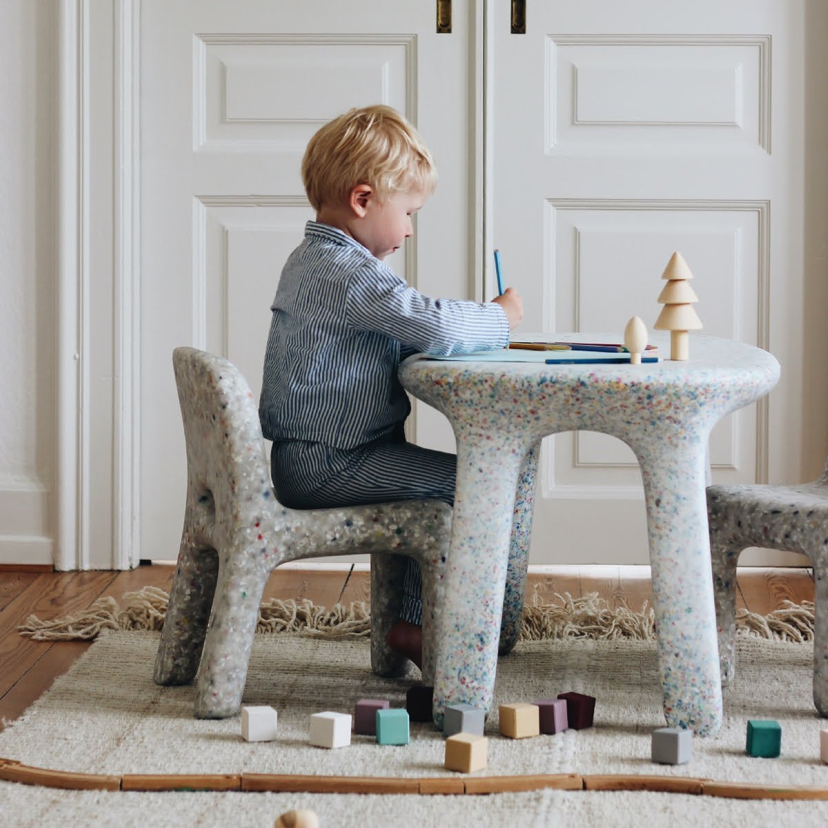 Luisa Table - Party - LPM Home