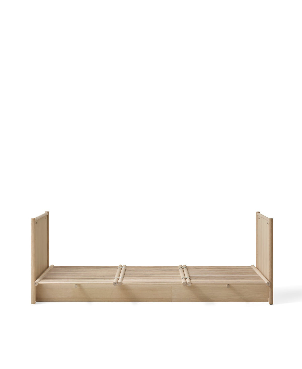 Camp Novel Cot Bed/Bed 60x120/120x200 cm, Oak (Pre-Order) - LPM Home