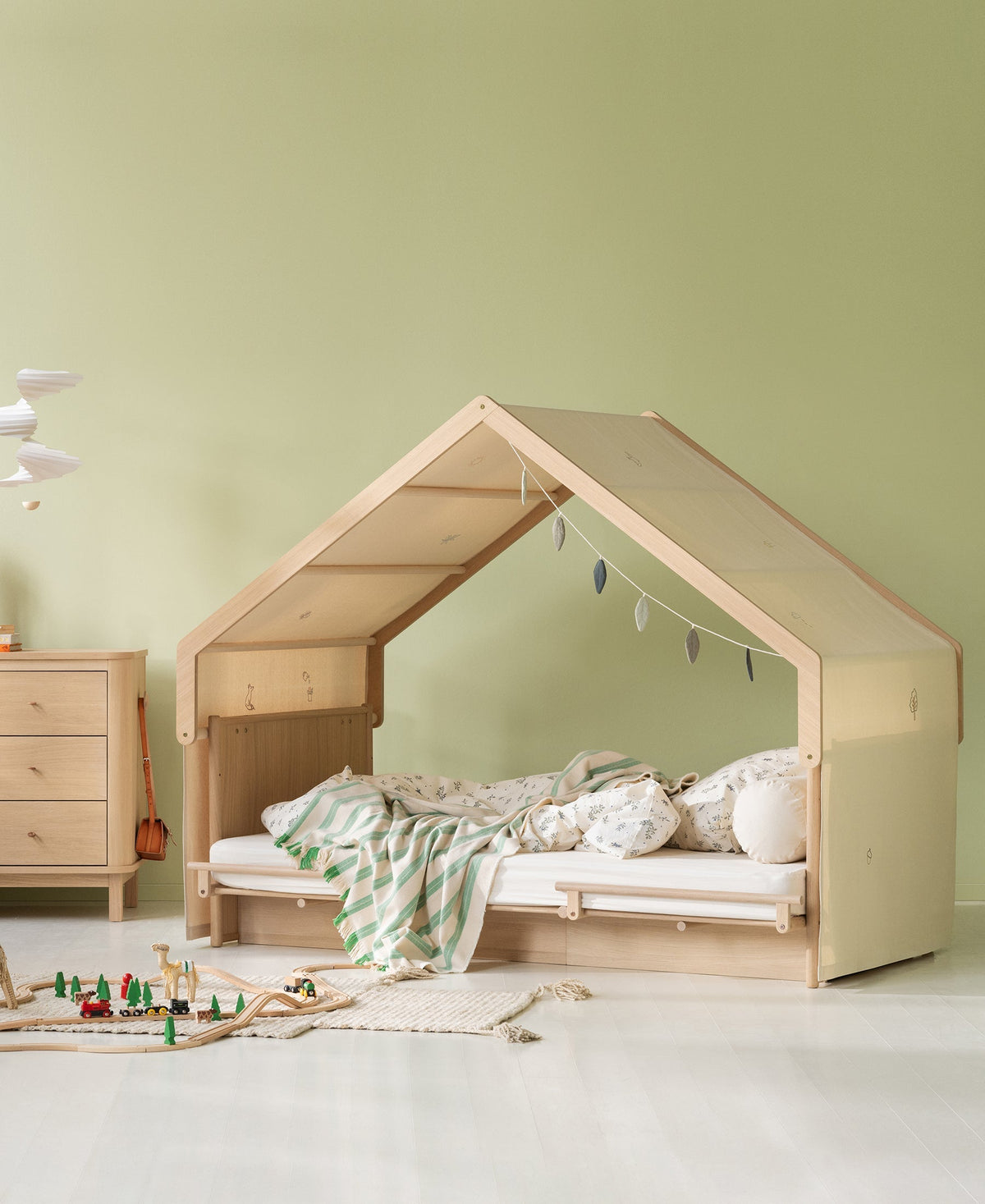 Camp Novel House Roof for Bed 120x200 cm, Birch/Oak (Pre-Order) - LPM Home