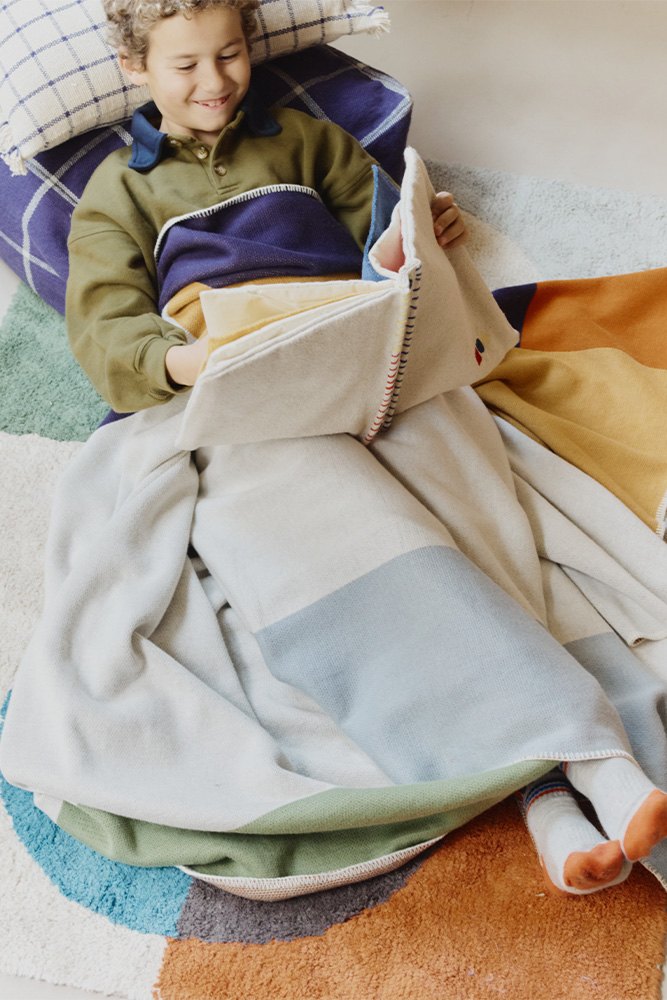 Knitted Blanket Color Composition - Le Petit Marché Home Furniture