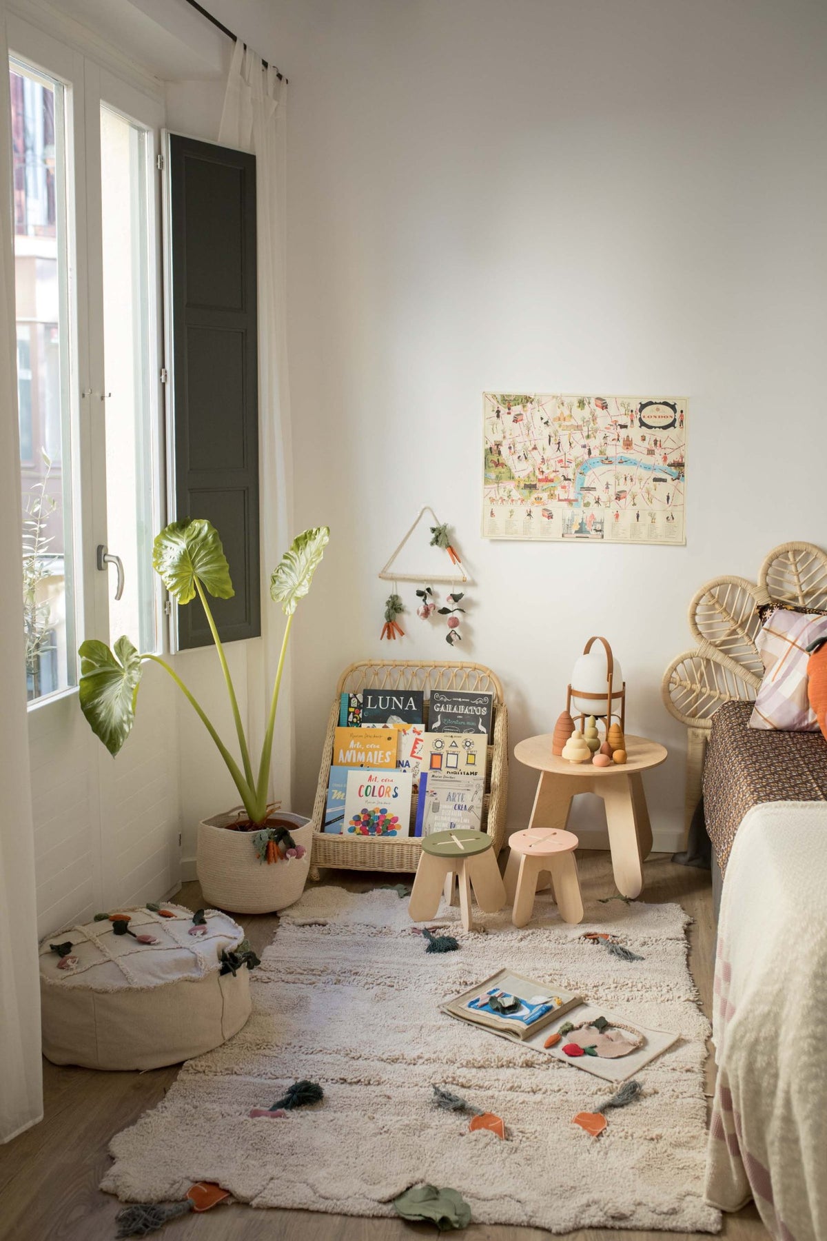 Basket Veggies - Le Petit Marché Home Furniture