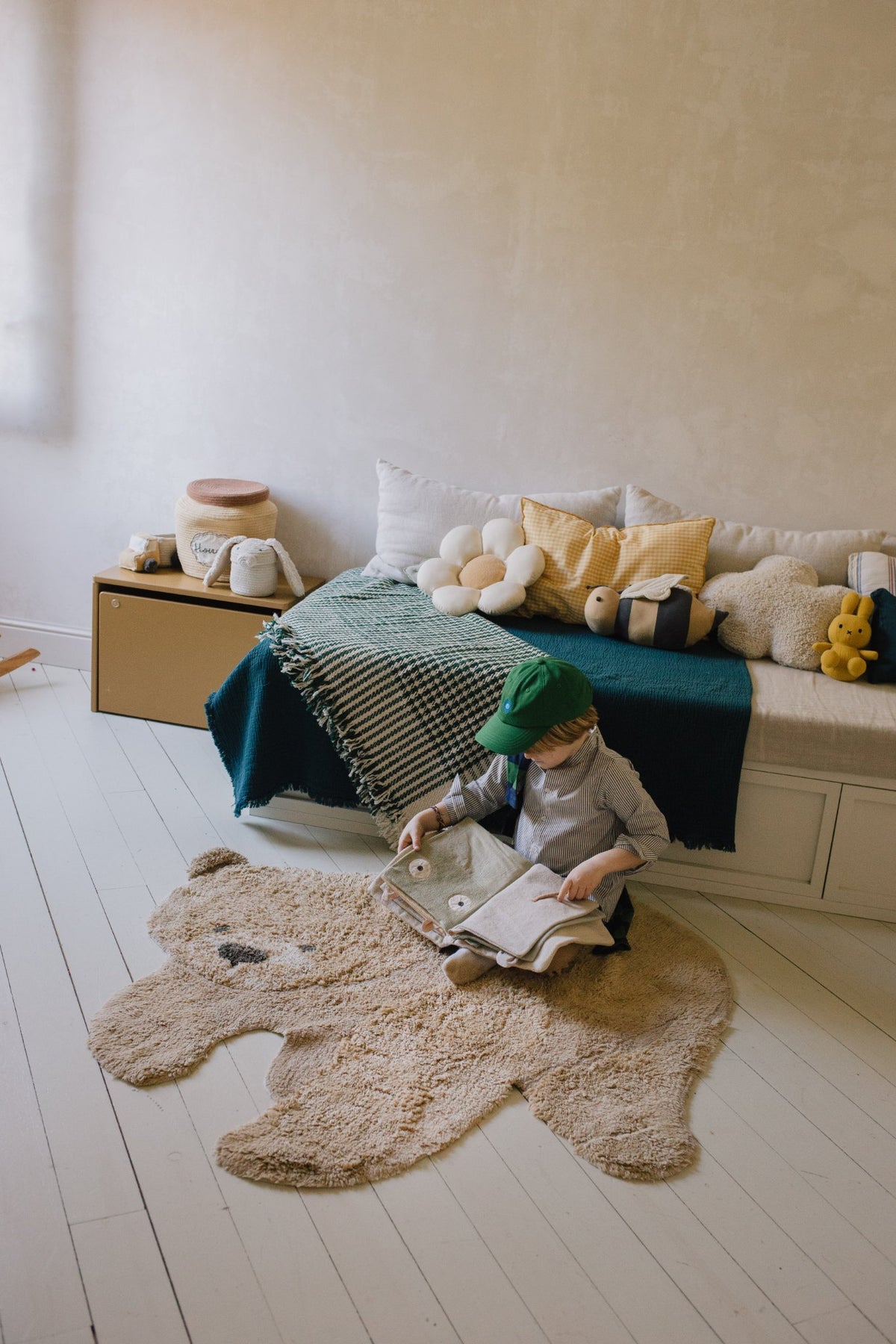 Washable Animal Rug Bear - Le Petit Marché Home Furniture