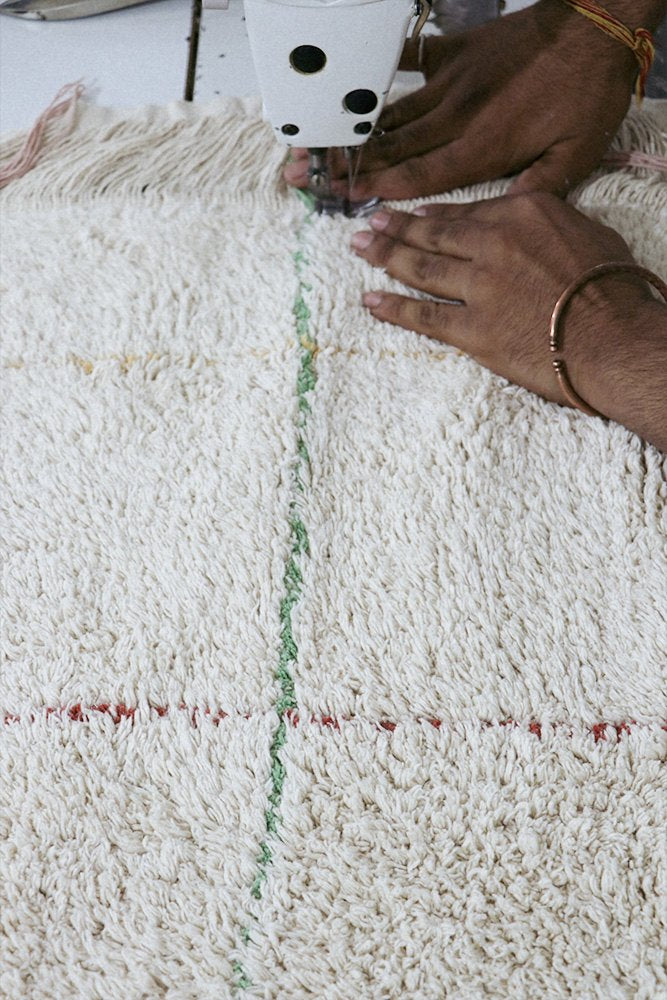 Washable Rug Color Lines - Le Petit Marché Home Furniture