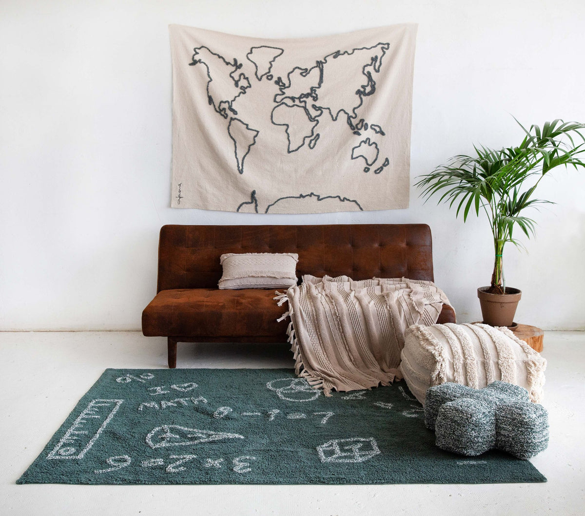 Wall hanging Canvas Map - Le Petit Marché Home Furniture