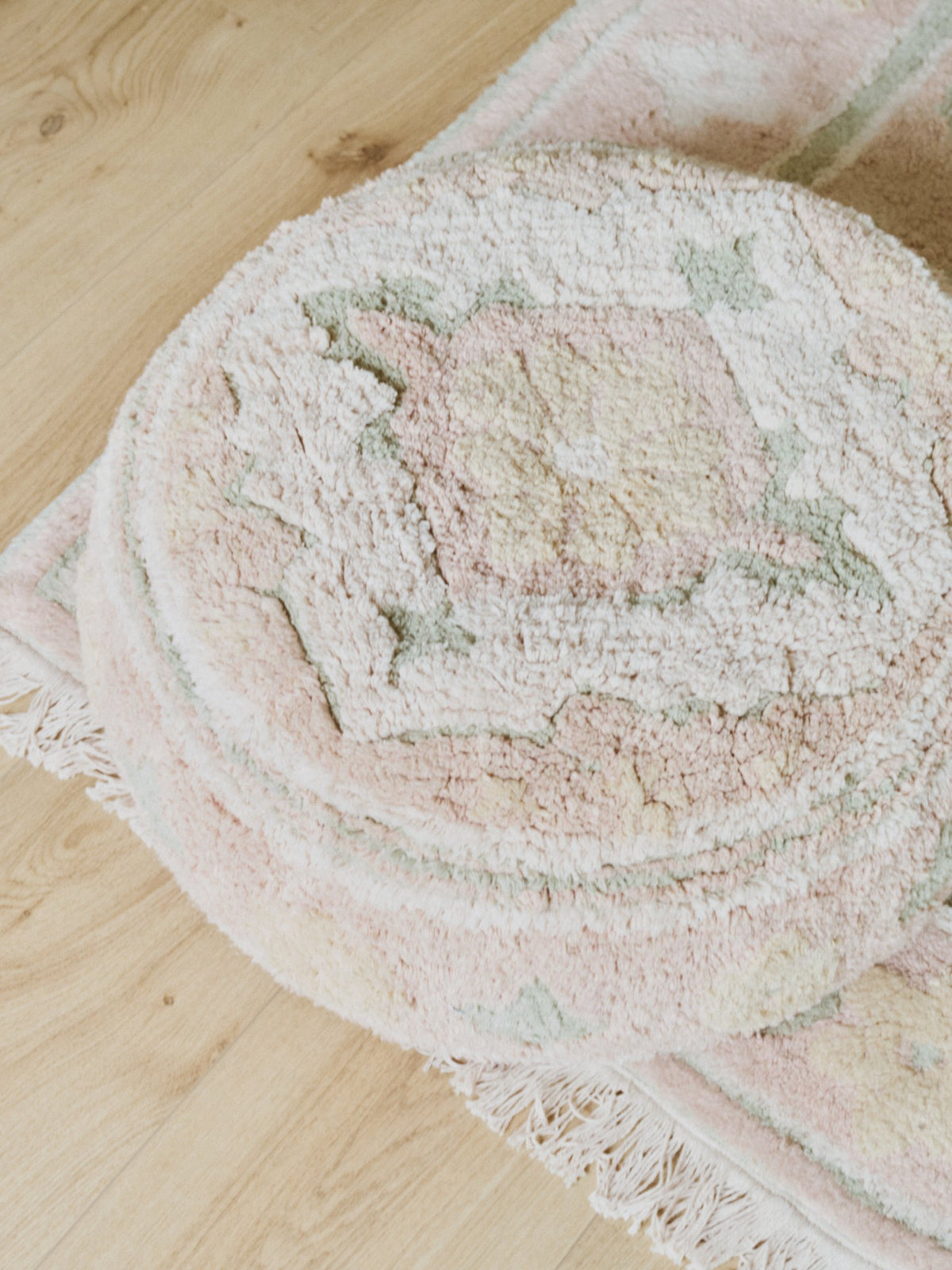 Pouf Persian, Pink - Le Petit Marché Home Furniture