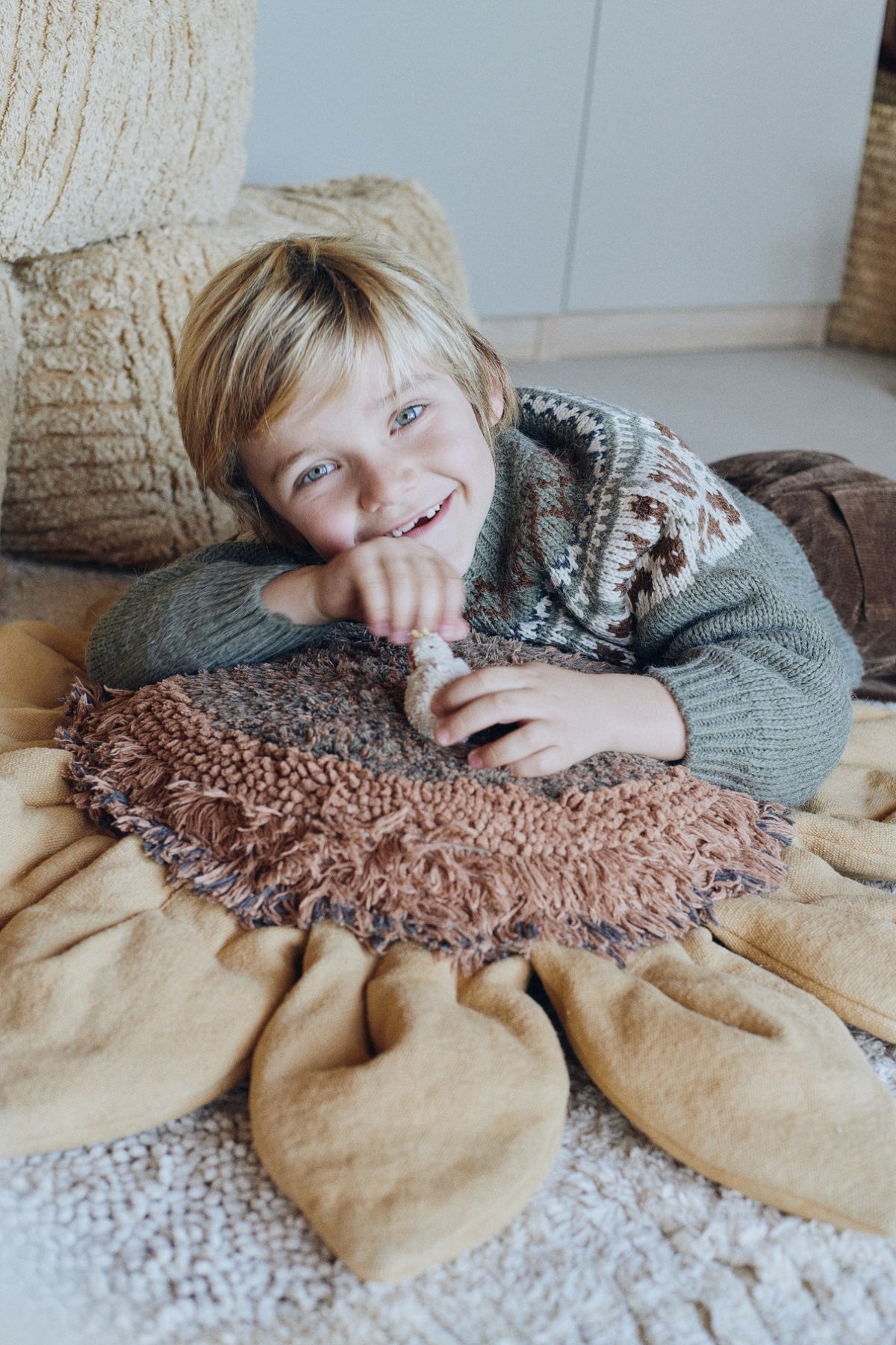 Floor cushion Sunflower - Le Petit Marché Home Furniture