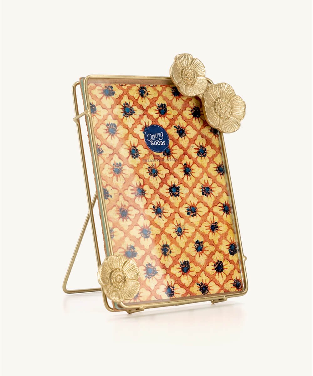 Mia Poppy Frame, Large - Le Petit Marché Home Furniture