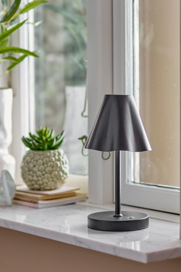 Portable Lampe Lianna, Rechargeable, Black, Metal (Pre - Order) - LPM Home