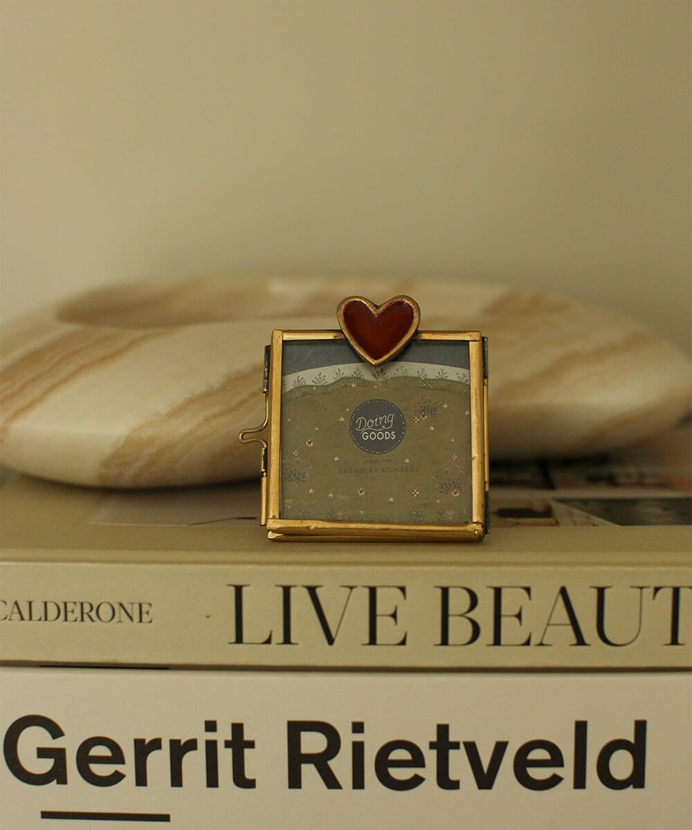 Pyar Heart Frame, Mini - Le Petit Marché Home Furniture