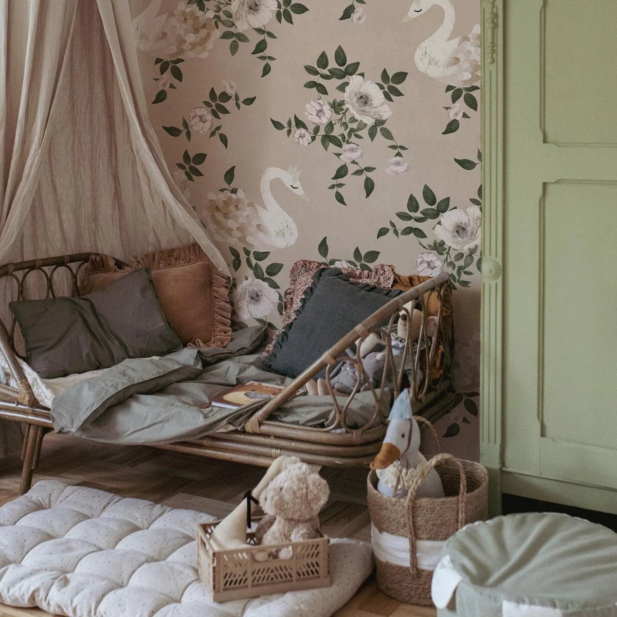 Wallpaper - Swans Kingdom Beige - Le Petit Marché Home Furniture